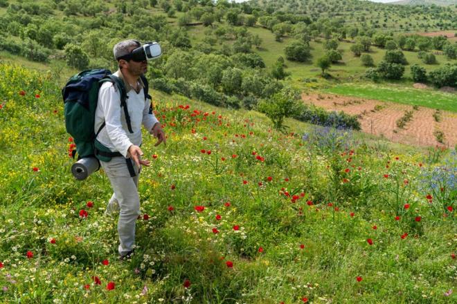 BNLERCE KOKU RETLEBLR    zel sistem sayesinde sanal ortamdaki objelerin kokusu, kullanc tarafndan alglanabiliyor.    Adaptrn her koku kartuunda toprak, meyve, iek ve yeillik gibi dokuz farkl temel aroma ierdii belirtildi.