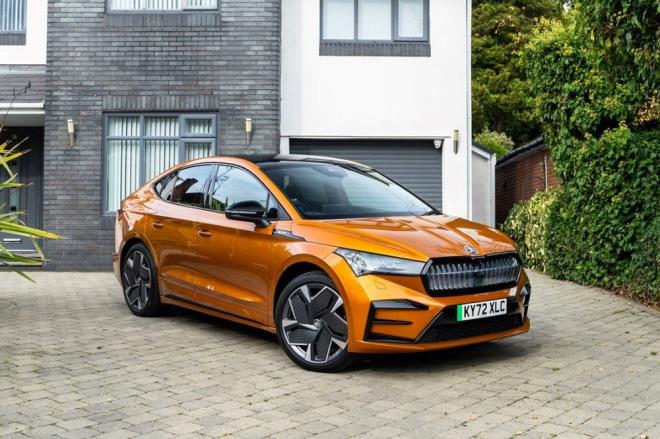 SKODA ENYAQ COUPE - 0.234    Skoda'nn elektrikli modeli Enyaq'n coupe versiyonu srtnme katsaysn daha da gelitirerek0.234 cd'ye drmeyi baard.