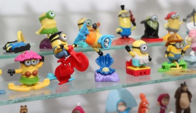 Covid-19 salgn dneminde de oyuncak biriktirmeye devam ettiini vurgulayan Juhik, koleksiyona dnen tutkusu iin evrimii dzenlenen takas programlarn takip ettiini anlatt.