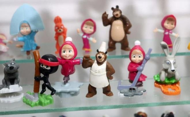 Mzesinde Japonya, in, Meksika ve birok Avrupa lkesinden de oyuncaklarn olduunu aktaran Juhik, "Oyuncaklarn ou talya ve Almanya iin yaplyor. Avrupa'da bu tarz koleksiyon oyuncaklarn satan yerler var. Dolaysyla ben de takaslar ve almlar yaptm. Bylece yeni ve farkl oyuncaklara da ulatm." diye konutu.