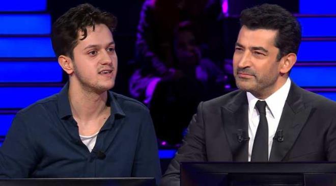 ATV ekranlarnn fenomen yarma program 'Kim Milyoner Olmak ster'in son blmnde yaran Mert Ali Tahtal, baarl performansyla geceye damga vurdu. Osmanl padiahlaryla ilgili sorulan soruda ekilme karar alan yarmac, milyonluk dle ramak kala pes edince Kenan mirzalolu oke oldu.