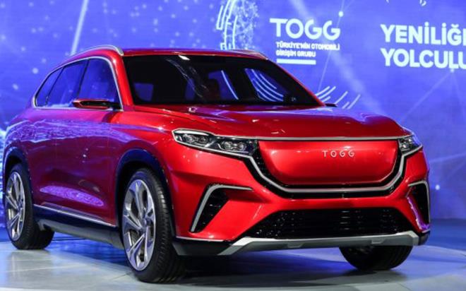 Merakla beklenen Trkiye'nin yerli ve milli otomobili TOGG iin akll cihaza ynelik n sipari hakk sunan NFT ak artrmasnn tarihi belli oldu. te yandan 2023 adet Togg'un rakamlar ise bugn seime alyor. 53, 61, 35 gibi zel plaka kodu rakamlarnn yan sra, 1071, 1453, 1881, 1919, 1923, 2023 gibi zel saylarn da ok byk talep grenler arasnda olmas bekleniyor ve NFT balang fiyatlar da belli oldu. te detaylar...