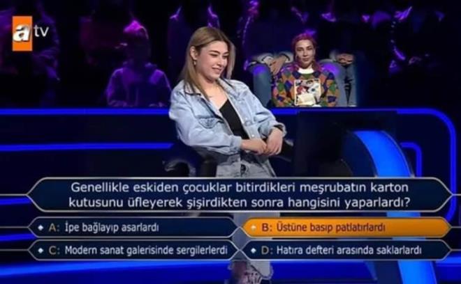 Psikoloji okuyan ve yarmaya ablasyla birlikte katlan 21 yandaki Atl annesi ile birlikte ken binada hayatn kaybetti.