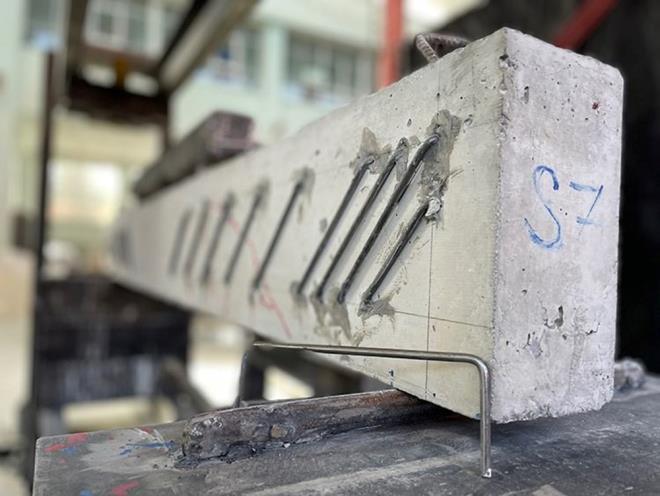 Bina glendirme maliyetinin ne kadar olduu, Trkiye'de yaanan deprem felaketlerinin ardndan merak edilmeye baland. Daire sahipleri evlerini olas deprem felaketine kar koruma altna almak iin bina glendirme maliyet oranlarn aratryor. DEGDER Bakan Trkkan, bina glendirme maliyetinin ortalama ne kadar olduuna ynelik aklamalarda bulundu. te ayrntlar.