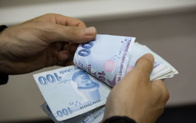 EYT dzenlemesi ile birlikte emekli banka promosyonu kampanyas yarna birok banka katlyor. Bankalarn Mevcut kampanyalarn gncellemesi bekleniyor.