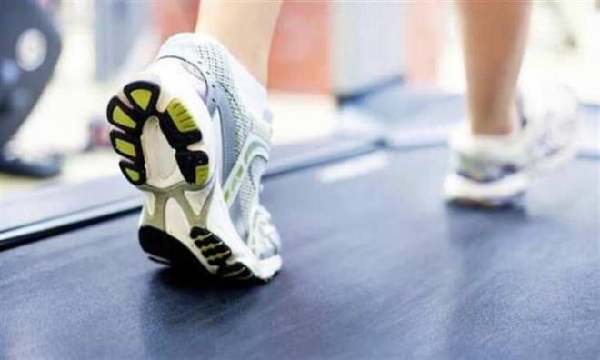 YRY YAPIN     ftardan hemen sonra televizyon veya bilgisayar karsnda vakit geirmek, koltukta dinlenmek yerine hareket edilmelidir. Ksa mesafeli yryler yapmak, sindirime yardmc olmas asndan yararldr.