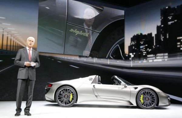 Ad gibi 918 adet retilecek otomobilden 600' imdiden satld.