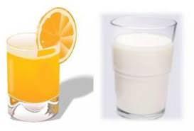 1) St - meyve suyu<br>    Gn iinde st ve meyve suyu gibi iecekleri tketebiliriz. Ancak st ve meyve suyunu art arda imenin salnz iin zararl etkileri olabilir. Baz yiyecek ve iecekler tek bana salkl da olsalar ncesi ve sonrasnda neler tkettiiniz nemli. St ve meyve suyu da bu kombinasyonlardan biri. Bu ikili mide yanmas, ikinlik gibi rahatszlklara yol aabiliyor.