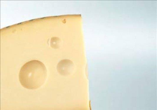 Yal tulum peynirine bitkisel ya ve niasta; yal eritme peynirine bitkisel ya kartrlyor.