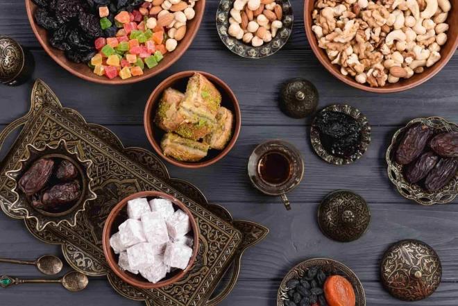 >    <p>-&Ccedil;ANAKKALE SAHUR: 05.44 &#304;FTAR:19.35 TERAV&#304;H:20.53</p>    <p>-&Ccedil;ANKIRI SAHUR: 05.15 &#304;FTAR:19.09 TERAV&#304;H:20.29</p>    <p>-&Ccedil;ORUM SAHUR: 05.09 &#304;FTAR:19.02 TERAV&#304;H:20.21</p><p>-DEN&#304;ZL&#304; SAHUR: 05.35 &#304;FTAR:19.23 TERAV&#304;H:20.39</p>    <p>-D&#304;YARBAKIR SAHUR: 04.349 &#304;FTAR:18.38 TERAV&#304;H:19.54</p>    <p>-D&Uuml;ZCE SAHUR: 05.22 &#304;FTAR:19.17 TERAV&#304;H:20.37</p>    <p>-ED&#304;RNE SAHUR: 05.40 &#304;FTAR:19.35 TERAV&#304;H:20.56</p>    <p>-ELAZI&#286; SAHUR: 04.55 &#304;FTAR:18.46 TERAV&#304;H:20.03</p>    <p>-ERZ&#304;NCAN SAHUR: 04.49 &#304;FTAR:18.41 TERAV&#304;H:19.59</p>    <p>-ERZURUM SAHUR: 04.46 &#304;FTAR:18.38 TERAV&#304;H:19.57</p>    <p>-ESK&#304;&#350;EH&#304;R SAHUR: 05.25 &#304;FTAR:19.17 TERAV&#304;H:20.35</p>