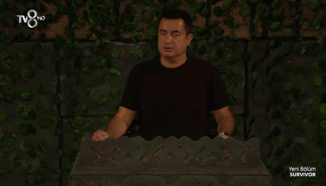 Gnlller takmnda ise performans birincisi zgr seildi. zgr 5. eleme aday olarak Elanur'un ismini verdi. Bu sonula bu hafta Survivor eleme adaylar Murat, Aziz, Asena, Bar ve Elanur olarak belirlendi.