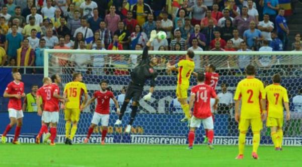 <p><b>@FtwGS</b></p>  Romanya'ya bahiste galibiyet verenler online m?