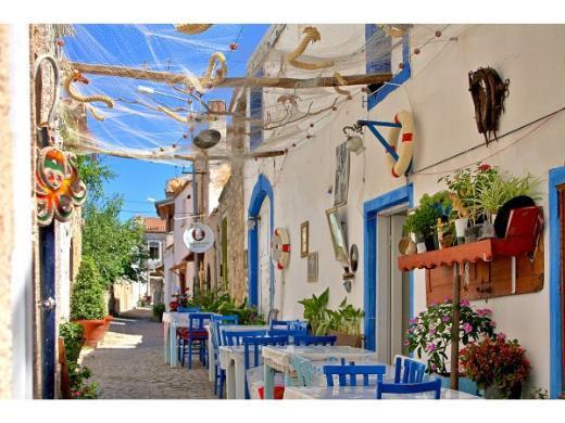 zmir'in en deerli semti Alaat. Blgede metrekare ortalama fiyat 3.333 TL'ye ulat.