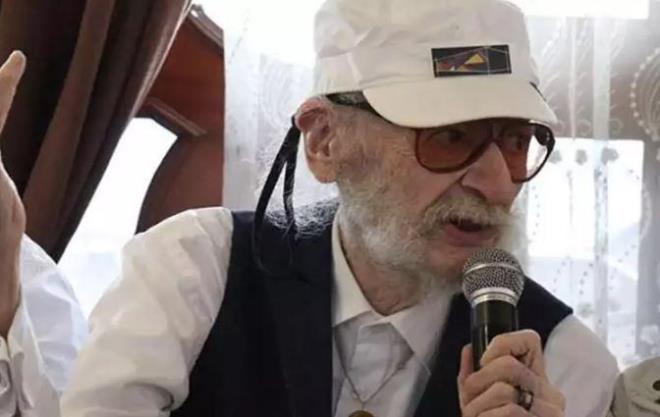 Mesajnda ayrca unlara yer veren Yldzolu, ''Sevgili dostlarm artk bu yalarda hepinizi gremiyorum eskisi gibi. Beraber zevkli anlar yaayamyoruz. Ama hepiniz kalbimdesiniz. Hepinizi hatrlyorum ve anyorum." dedi.