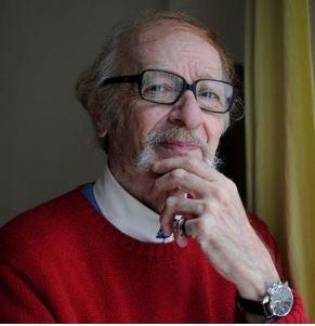 "ALLAH'TAN BEYNM ALIIYOR"    Btn dostlarn hatrladn syleyen Yeilam oyuncusu, Allah elimi ayam biraz bzd, krd ama Allah'tan beynim alyor. Hepinizi hatrlyorum. Sevgiyle dostlukla iyi niyetlerle anyorum. Hoa kaln.'' dedi.