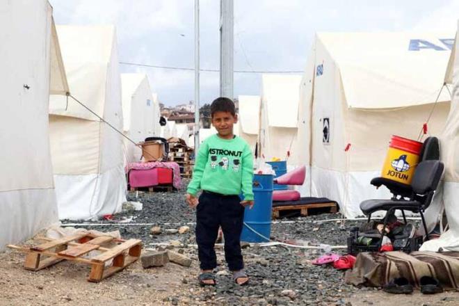 Olum, kzm ve torunlarmla adrda kalyoruz. Depremde eim Reit Suba?y (58) kaybettim. Meyve, sebze sat yapt i yerindeydi. Oras yklnca enkaz altnda ld.