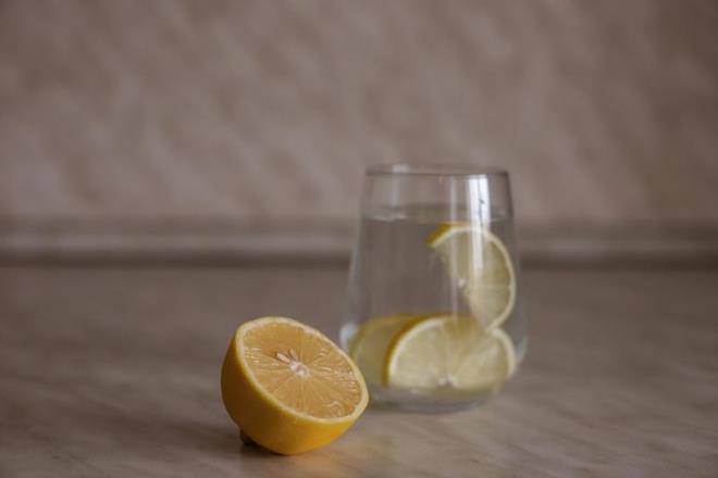 Antioksidan zellii sayesinde vcutta biriken dem ve yalar ksa srede atmanza yardmc olur. Boaz, yemek borusu ve mideye kadar temizler. Yemek borusu kanseri, mide refls gibi rahatszlklarn yaanmasn engeller.