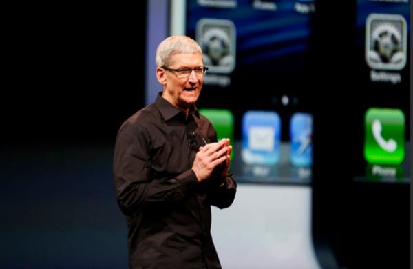 ncelikle deiik renkteki kasas  ile daha ok gen kesime hitap eden iPhone 5C'ye bakalm.  Iphone 5C'de gze arpan ilk deiiklik yani  iPhone 5'den ayran ilk zellik kasa rengi ve malzemesi.