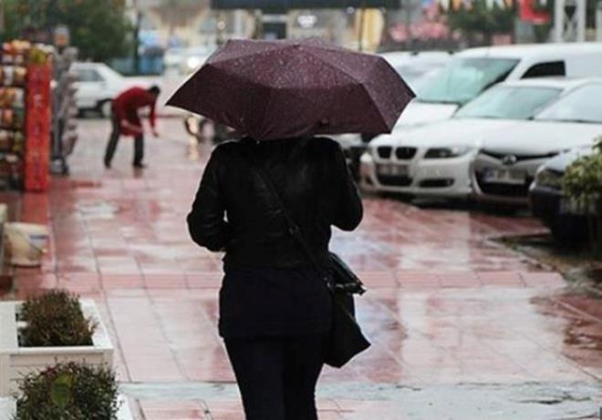 NSAN YAMURU NE ZAMAN TOPLANIR?    Nisan yamuru, Rm takvime gre Nisan aynda yaan yamurlara verilen isimdir. Nisan yamuru, 13 Nisan'da balayp 12 Mays'a kadar devam eder. Nisan ay halk arasnda "yamur ay" veya "yaar ay" olarak nitelendirilir.