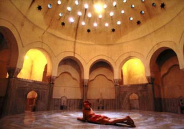 En byk gbekta: emberlita Hamam