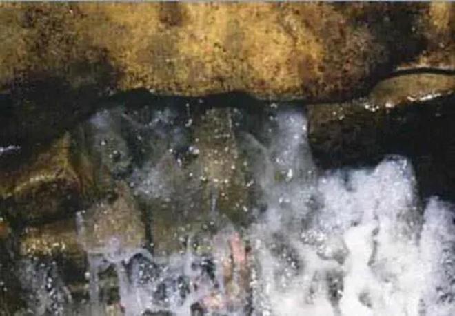 Susuzluk giderici: lde insanlarn susuzluunu gideren bir iksirdir.