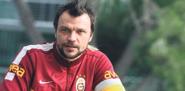 <p><b>Tomas Ujfalusi</b></p>  <p>Yllk Maa: 2.200.000 euro</p>