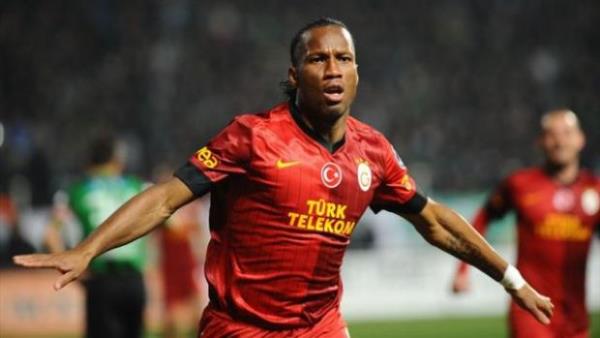 <p><b>Didier Drogba</b></p>  <p>Yllk maa: 4.000.000 euro</p>