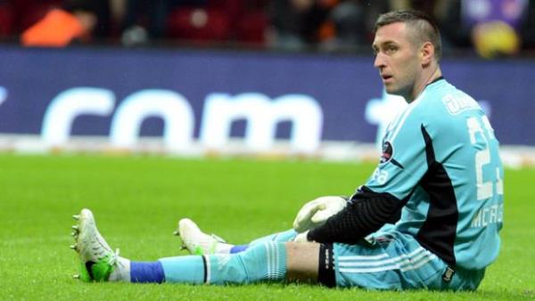 <p><b>Allan McGregor</b></p>  <p>Yllk Maa: 1.200.000 euro</p>