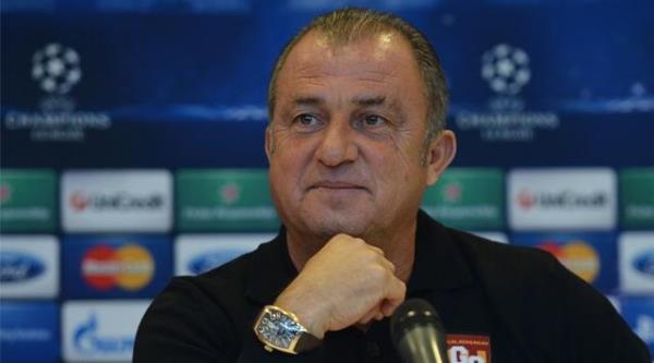 <p><b>"TOPRAA TOHUMU KOYDUK..."</b></p> Geen yl ampiyonlar Ligi'nde elde edilen baar ve Devler Ligi'ndeki en iyi takmlarn Barcelona, Bayern Mnih, Real Madrid olarak kabul edildii hatrlatlan Fatih Terim, ilgin bir ifade kullanarak, rportaj tamamlad.