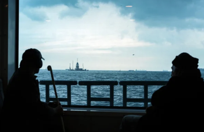 stanbul?un simgelerinden Kz Kulesi?ndeki restorasyon almalar devam ederken tarihi yapnn son hali grntlendi.