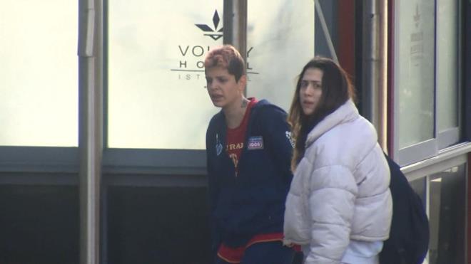 talya Dileri Bakanl da yapt aklamayla, Julia Ituma'ya dair gelimeleri stanbul Bakonsolosluu ve Ankara Bykelilii araclyla dikkatle takip edildiini bildirdi. Bakanlk, Ituma'nn ailesine de haber verildiini, talya Voleybol Federasyonu ve yerel makamlarla srekli irtibat halinde olunduunu kaydetti.