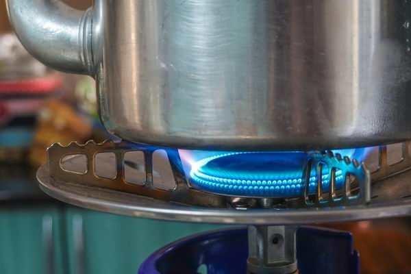 "Anemi (kanszlk), kandaki eritrosit kitlesinin veya kan hemoglobin ile hematokrit deerlerinin azalmas olarak tanmlanr" diyen Hematoloji Blm'nden Do. Dr. mer Ekinci, halk sal sorunu olarak bilinen anemi hakknda aklamalarda bulundu.