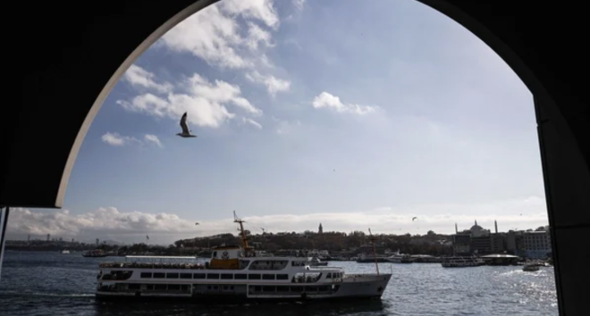 Hava scaklnda nemli bir deiiklik olmayaca, yurt genelinde mevsim normalleri civarnda seyredecei tahmin ediliyor.