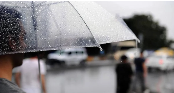 EGE  Paral ve ok bulutlu, i kesimlerinin aralkl saanak ve yer yer gk grltl saanak yal geecei tahmin ediliyor. Yalarn,  Ege'de yerel kuvvetli olmas bekleniyor.