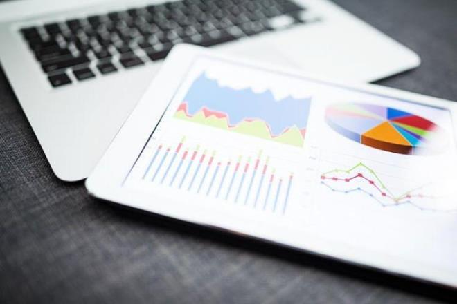 DOLANDIRILAN MADURLARIN KRED BORCU VAR    E, 'tezgah'a fon yntemiyle drd skandal olayla yetinmedi. Madurlardan birinin verdii bilgiye gre; Erzan'n,  'fon' mterilerine 'kredi' kullandrarak bir ekilde temin ettii 'imza'lar ile dolandrd madurlarn zerine ykl miktarda kredi borcu bindirdi.