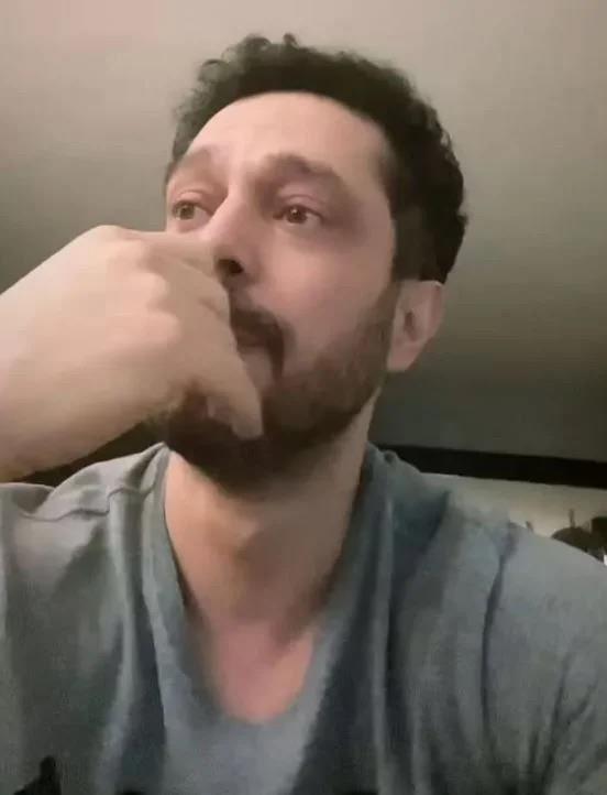 Benim ok zor bir video. Sla'nn beni grmek istediinden bugn haberim oldu. Annesiyle konutum. Ben ulatmda youn bakma girmiti. Sla'mz melek oldu. Allah rahmet eylesin. Diyecek bir ey bulamyorum.