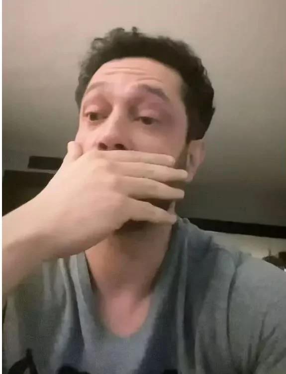 Murat Boz, ald lm haberiyle adeta ykld. Bir video paylaan Murat Boz'un olduka zgn olduu grld. nl arkc 'Diyecek bir ey bulamyorum' ifadesini kulland.