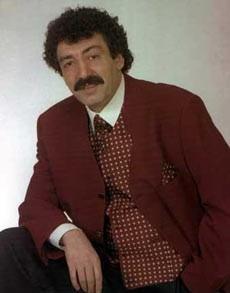 Babas annesini ldrd: Arabesk mziin Mslm Baba's Mslm Grses'in gemiinde de byk bir aile trajedisi var.