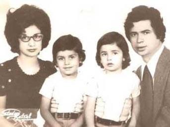 Acun Ilcal'nn annesi- babas ve aabeyi.