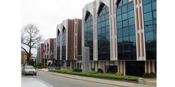 <p><b>zyein niversitesi</b></p>    Yurt creti: 4 bin 550 TL ile 11 bin 750 TL