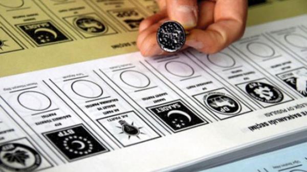 MHP ve BDP ise yzde 5'er oy oranna sahip bulunuyor.