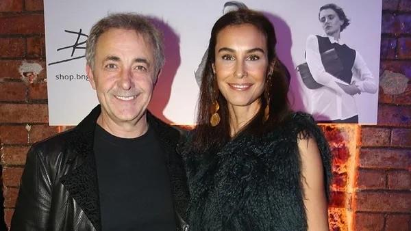 Psikolojik iddet mi uygulad<br>    ?30 yla yakn zamandr sevdiim adamn; deil ?psikolojik iddet, her daim yanmda olan, destekleyen kiilii, bu trden iftiralara malzeme olmay asla hak etmez? dedim. Boanma srecini de; bata olumuz, sevdiklerimiz ve sevenlerimiz iin ilave duygusal yklere dntrmemek adna byle tarif ettim."