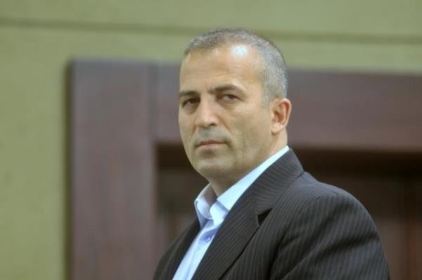 <p><b>Adnan Erdoan (Deli Hsn)</b></p>  Politik aksiyonda fenomen olan Kurtlar Vadisi bu yl da izleyicisine heyecan, aksiyon ve hareketli sahneler vaat ediyor.