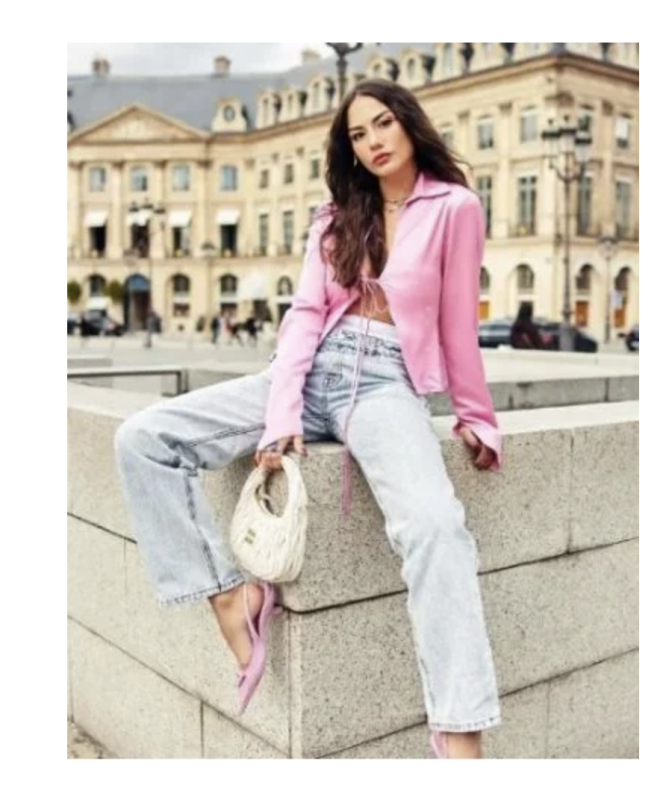 Demet zdemir ile Ouzhan Ko, Adalar Adliyesi Aile Mahkemesi'nde ortaklaa aklar davada anlamal olarak tek celsede boand.