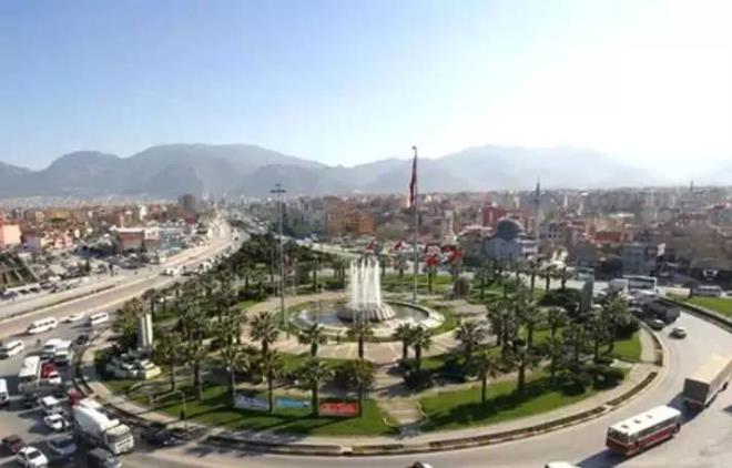 Denizli - 33 bin 674 kii  <br>    Diyarbakr- 231 bin 860 kii  <br>    Edirne - 105 bin 267 kii  <br>    Elaz - 154 bin 649 kii  <br>    Erzincan - 307 bin 32 kii  <br>    Erzurum - 442 bin 107 kii  <br>    Eskiehir - 55 bin 920 kii