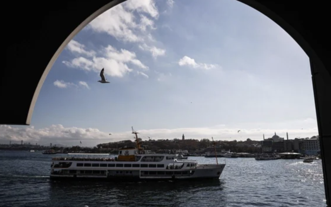 -15 Mays'ta havalar ok snacak. 16 Mays ise ok daha scak. Gkyz bile 20 dereceye kacak. Tabi bu snma mevsimine gre ok fazla olaca iin tepki rzgarlar oluacaktr.