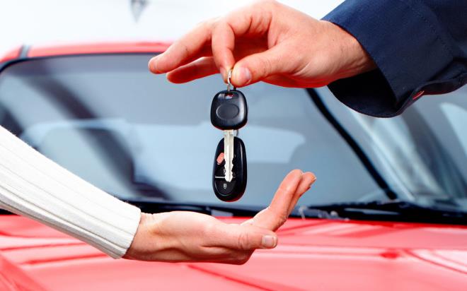 Trkiye ikinci el online ara pazarnda geen ay Volkswagen en ok tercih edilen marka olurken, model baznda binekte en ok Egea, hafif ticaride ise Doblo satld.