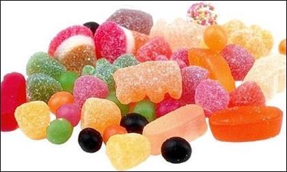 �ekerden uzak tutun ba��l�kl�k sistemini ��kertir. �ok titiz annelerin de �ocuklar� da ayn� b�rak�n �amurla kirlilikle ha��r ne�ir olsunlar. T�rkiye'de anne ve babalarda D vitamini az bu vitamin i�in sakatat yenmeli.