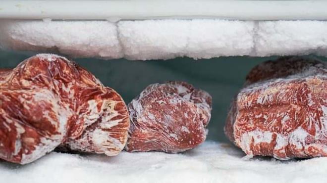 Dilerseniz bir kabn ierisine alp oda scaklnda, dorudan gn  almayan bir konumda, hava almamasna zen gstererek de kymalarnz zdrebilirsiniz.