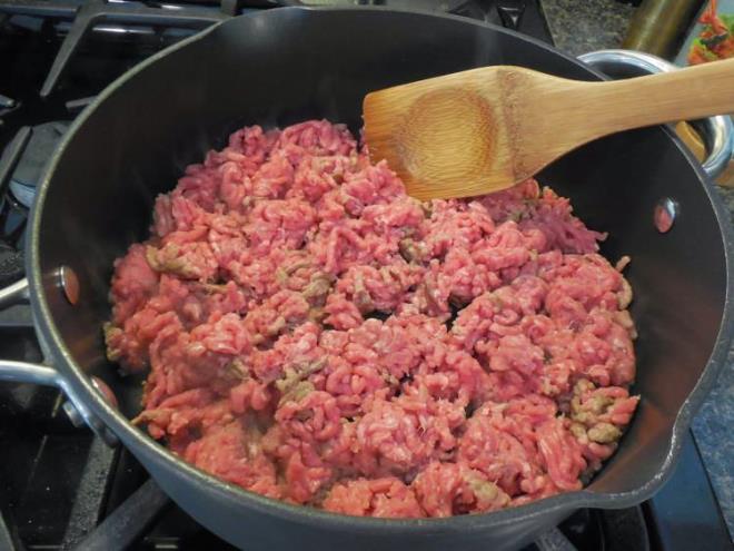 Trk yemeklerinde de ska tketilen bir besin olan kyma, tercihe gre yal ve yasz ekilde hazrlanabilir. Kebap, karnyark, lahmacun, dolma gibi ana yemeklerin iinde yer alarak hem doyurucu tatlar oluturur hem de enerji ihtiyacn fazlasyla karlar.